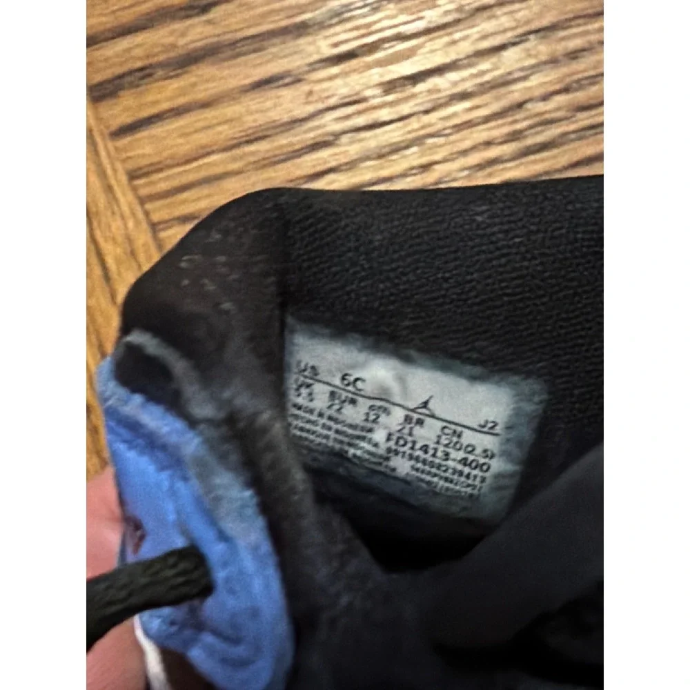 Jordan 1 Retro High OG University Blue Black White FD1413-400 Toddler Size 6C